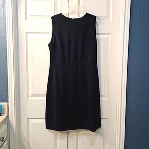 NWT Maggy London Sleeveless Sheath Dress Jewel Neck, Partially lined BLACK 16